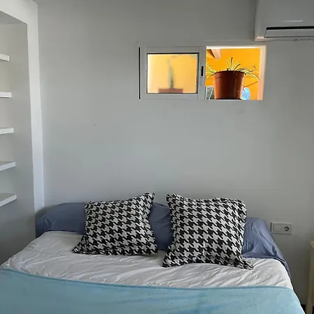 Apartment Live In Harmony With The Mountains And The Sea Malaga